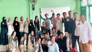 Merancang Program Berbasis Sekolah Manajemen Sarpras di UID