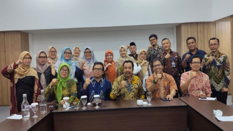 FGD Pedoman Pendidikan Antikorupsi di Madrasah: Sebuah Wawasan Penguatan Karakter Integritas FGD Pedoman Pendidikan Antikorupsi di Madrasah: Sebuah Wawasan Penguatan Karakter Integritas