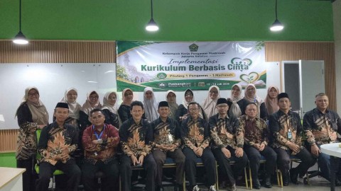 Refleksi Pengawas Madrasah: Belajar Implementasi KBC melalui Program 1 Pengawas 1 Madrasah Refleksi Pengawas Madrasah: Belajar Implementasi KBC melalui Program 1 Pengawas 1 Madrasah